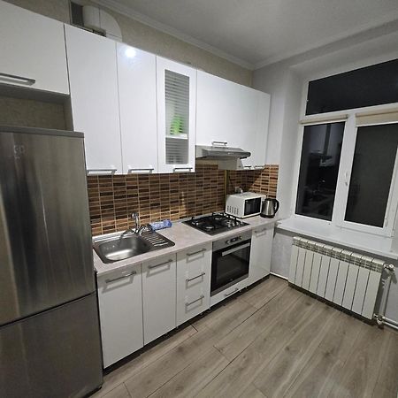 White New Apartments Ultracentral 2-Rooms In The Heart Kisinyov Kültér fotó