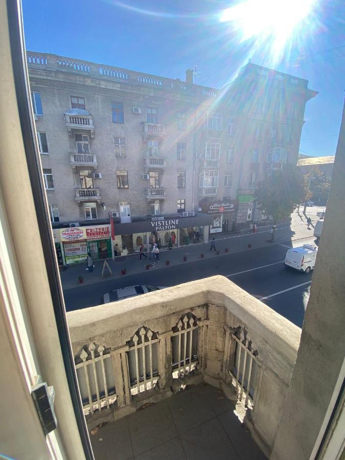 White New Apartments Ultracentral 2-Rooms In The Heart Kisinyov Kültér fotó