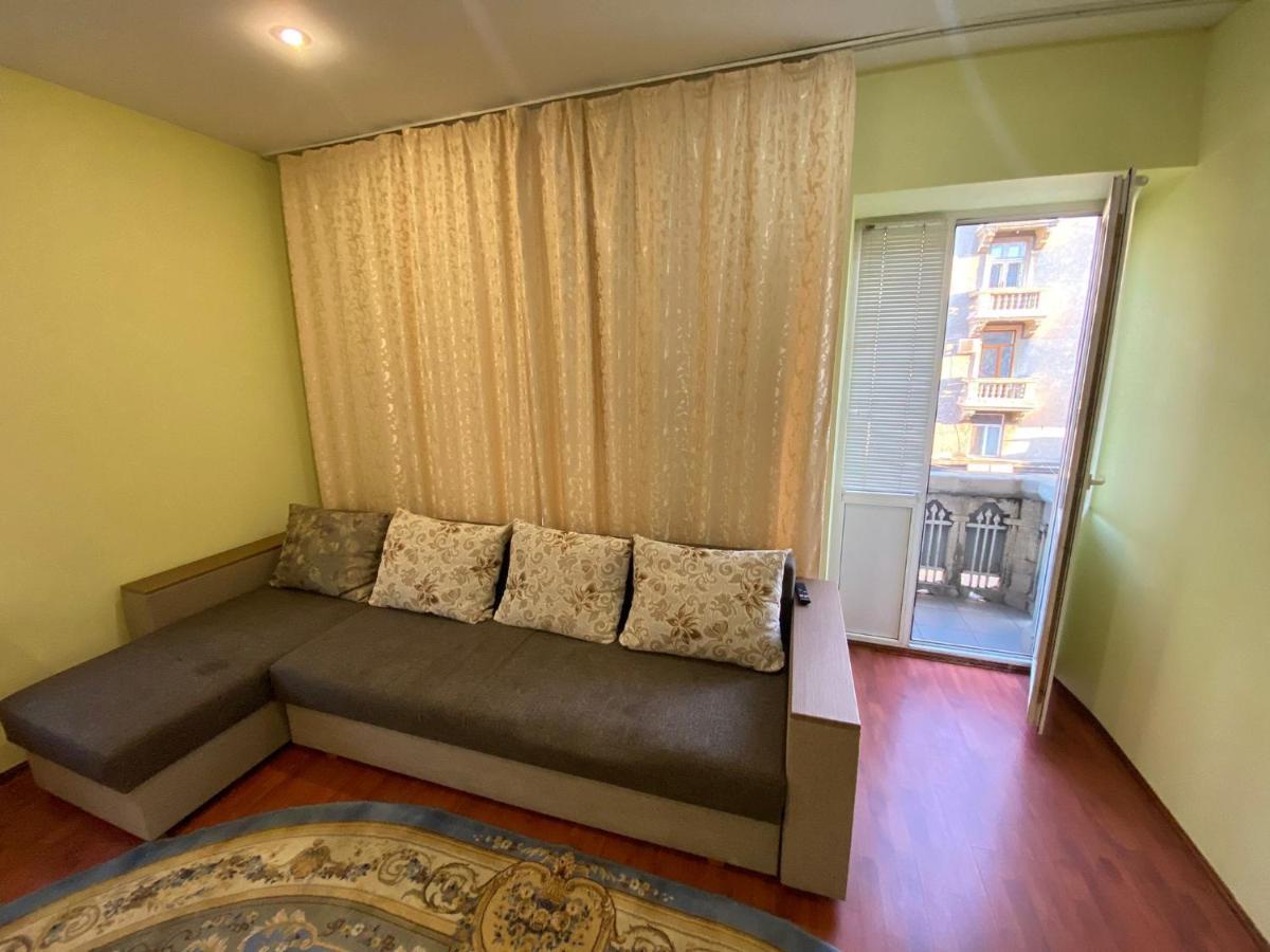 White New Apartments Ultracentral 2-Rooms In The Heart Kisinyov Kültér fotó